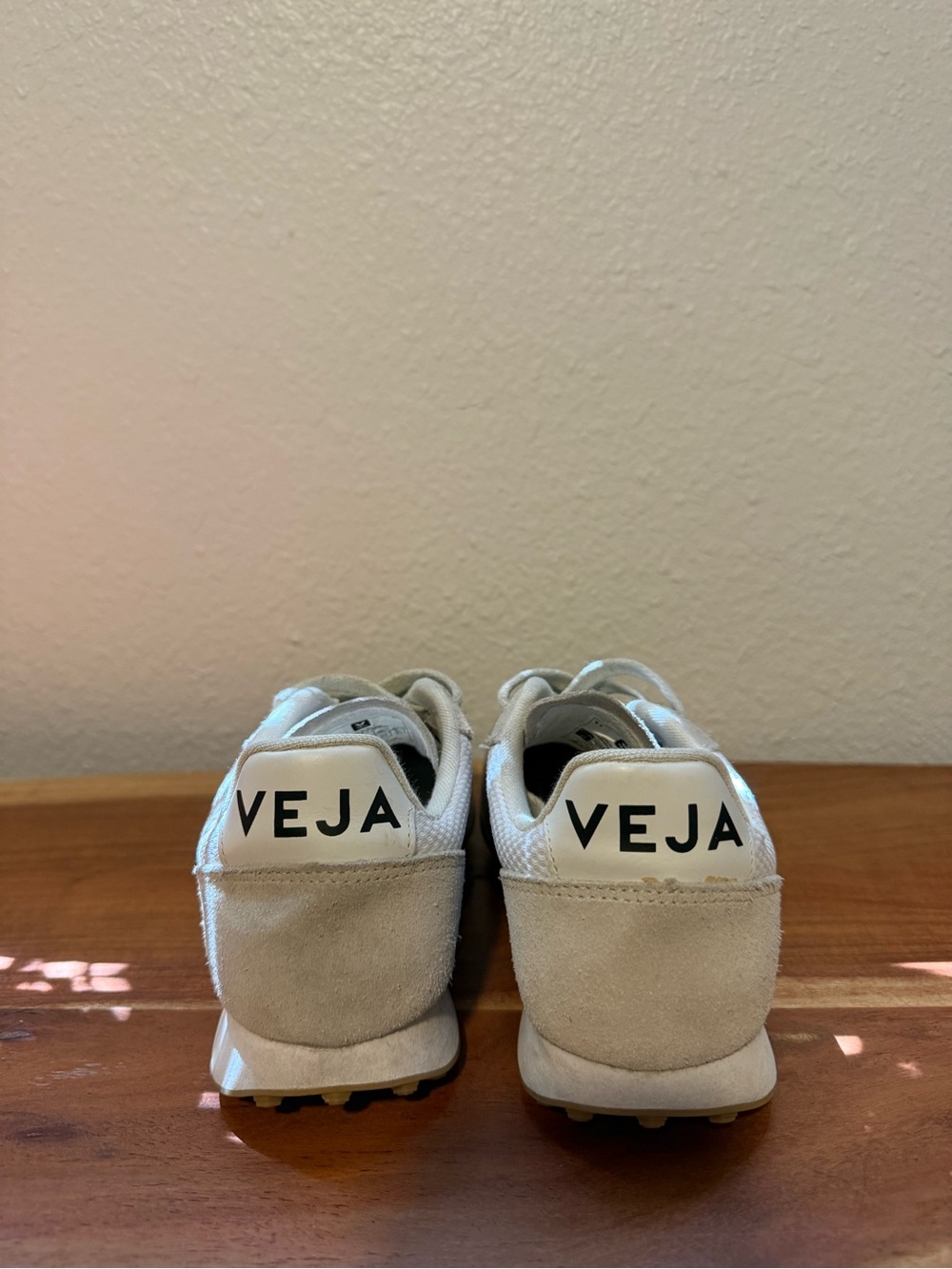 Veja Rio Branco - Women Sneakers in White and Beige - Picture 5 of 5